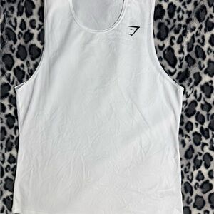 White mens gym shark tank